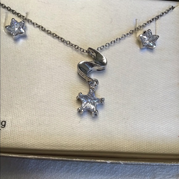 Sterling Silver Necklace and Earring Set! NWT! - Picture 3 of 4